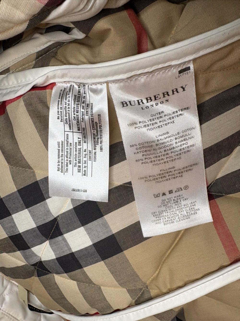 Burberry White Diamond Quilted Jacket - Size S - Iconic Nova Check Lining - Picture 4 of 9